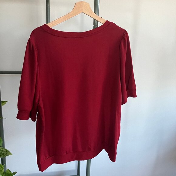 Burgundy v-neck sweatshirt with short sleeves and shoulder detail - Picture 9 of 10